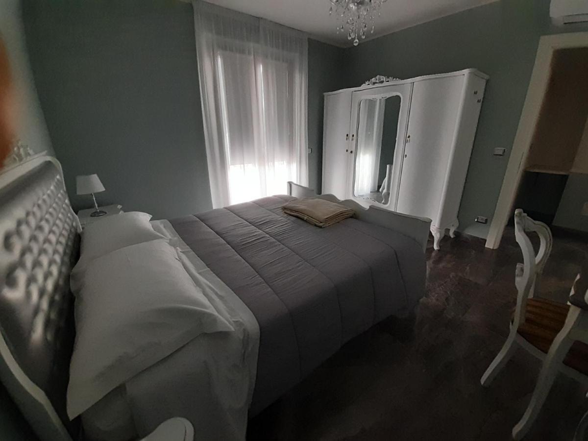 B&B Domus Aurea 20 San Giovanni Teatino Exteriör bild