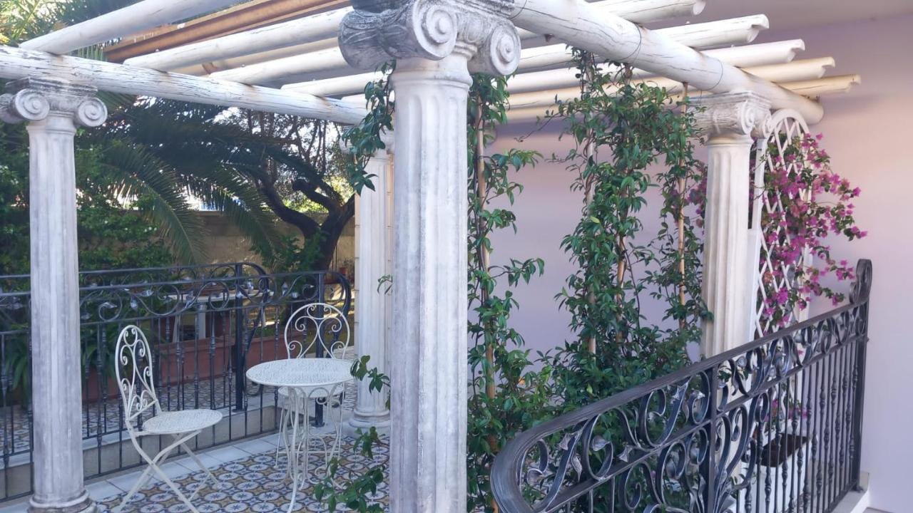 B&B Domus Aurea 20 San Giovanni Teatino Exteriör bild